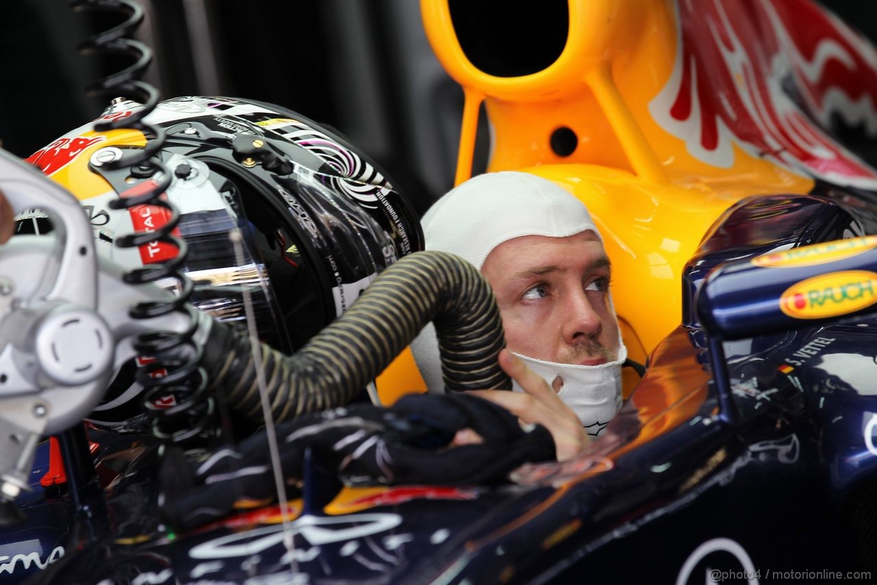 GP MALESIA, 23.03.2012- Prove Libere 2, Sebastian Vettel (GER) Red Bull Racing RB8 