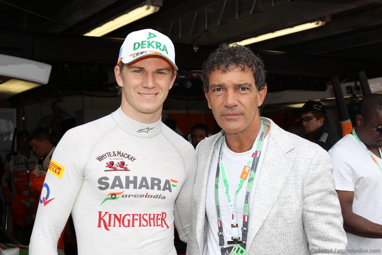 GP MONACO, 27.05.2012- Gara, Nico Hulkenberg (GER) Sahara Force India F1 Team VJM05 e Antonio Banderas (ESP) actor