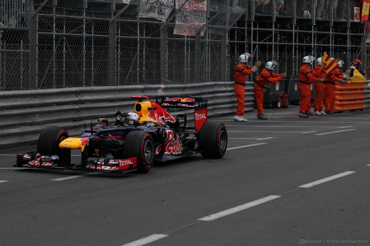 GP MONACO, 27.05.2012- Gara, Mark Webber (AUS) Red Bull Racing RB8 celebrates his victory