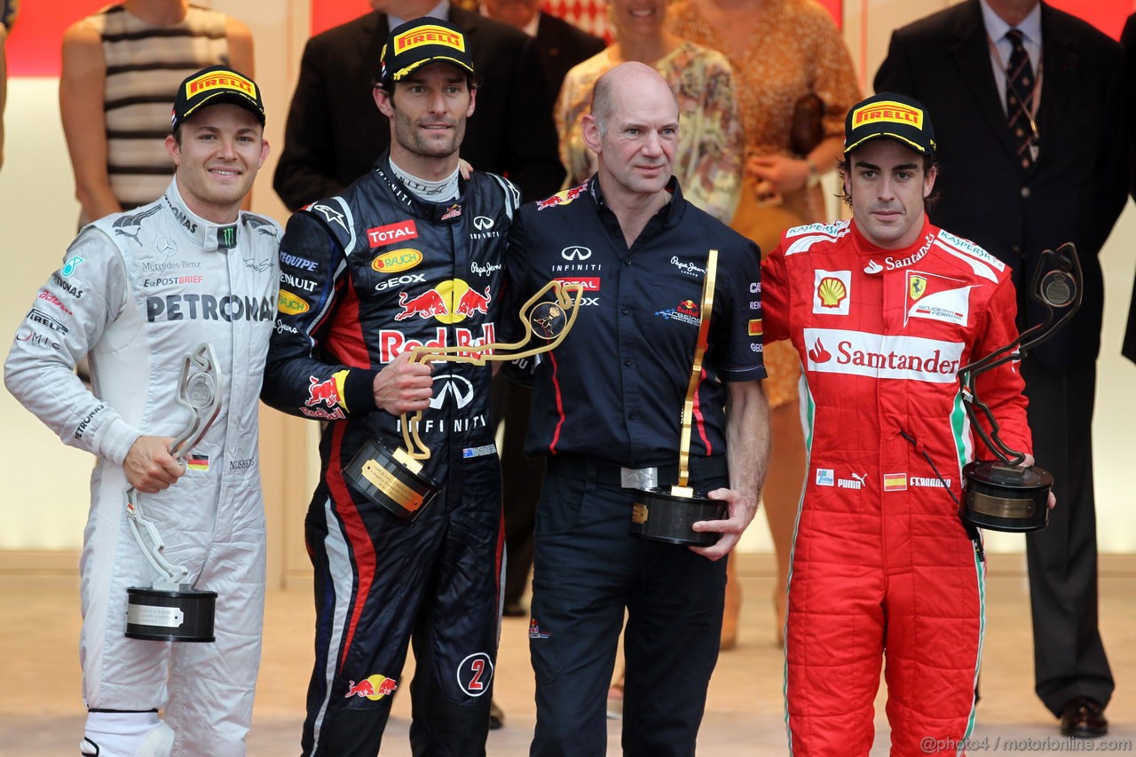 GP MONACO, 27.05.2012- Gara, Mark Webber (AUS) Red Bull Racing RB8 vincitore, secondo Nico Rosberg (GER) Mercedes AMG F1 W03, terzo Fernando Alonso (ESP) Ferrari F2012 e Adrian Newey (GBR), Red Bull Racing , Technical Operations Director 