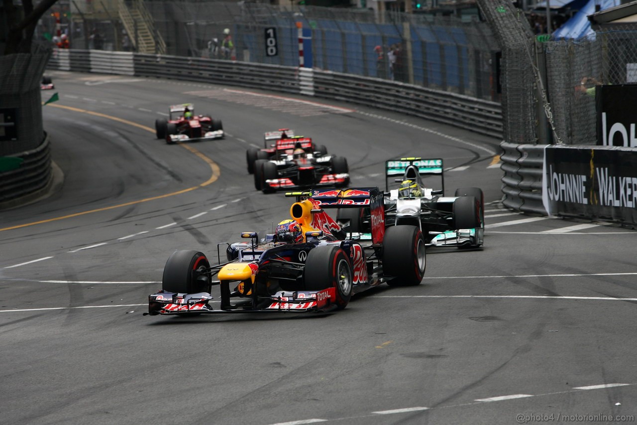 GP MONACO, 27.05.2012- Gara, Mark Webber (AUS) Red Bull Racing RB8 e Nico Rosberg (GER) Mercedes AMG F1 W03