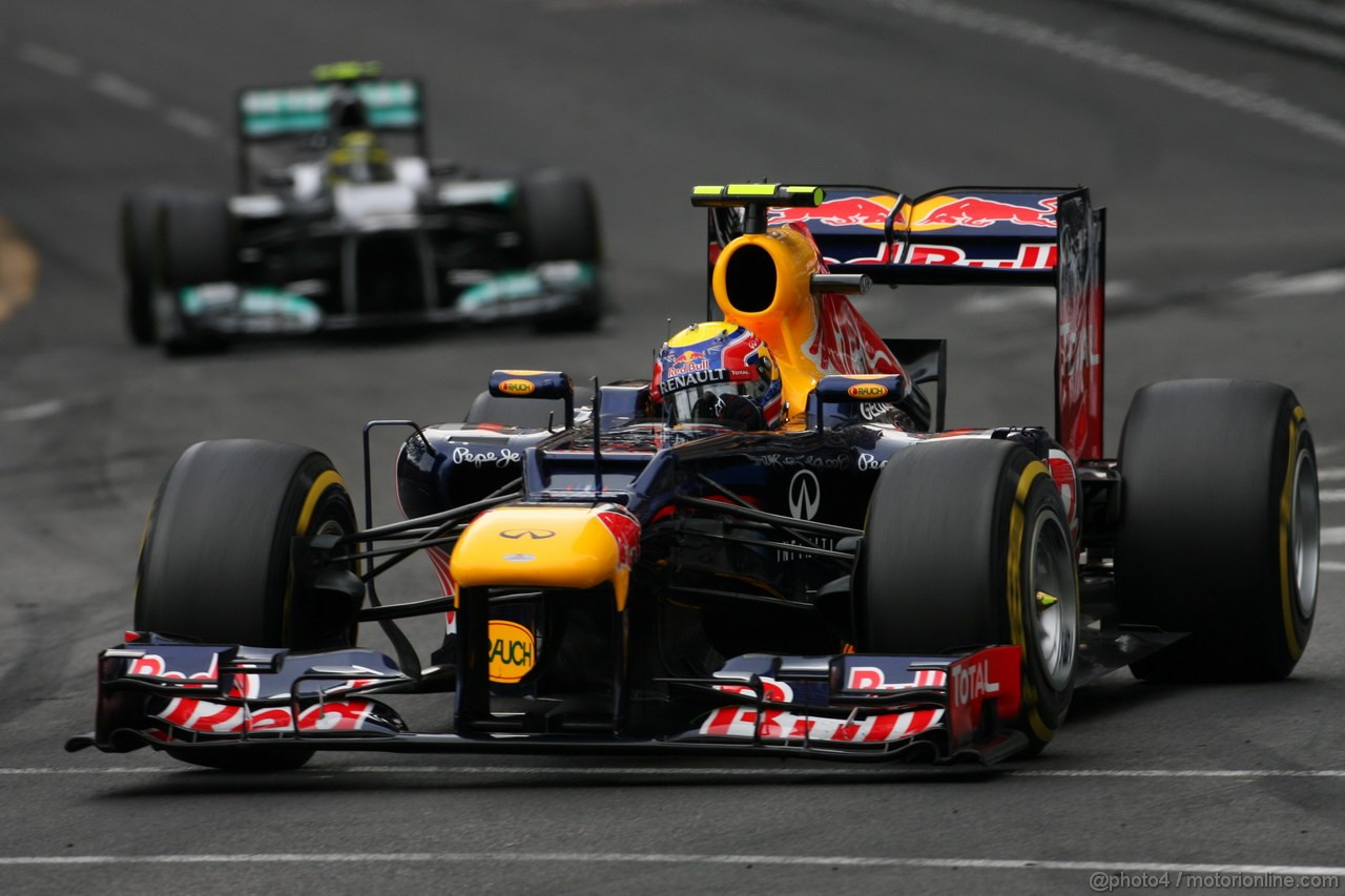GP MONACO, 27.05.2012- Gara, Mark Webber (AUS) Red Bull Racing RB8 e Nico Rosberg (GER) Mercedes AMG F1 W03