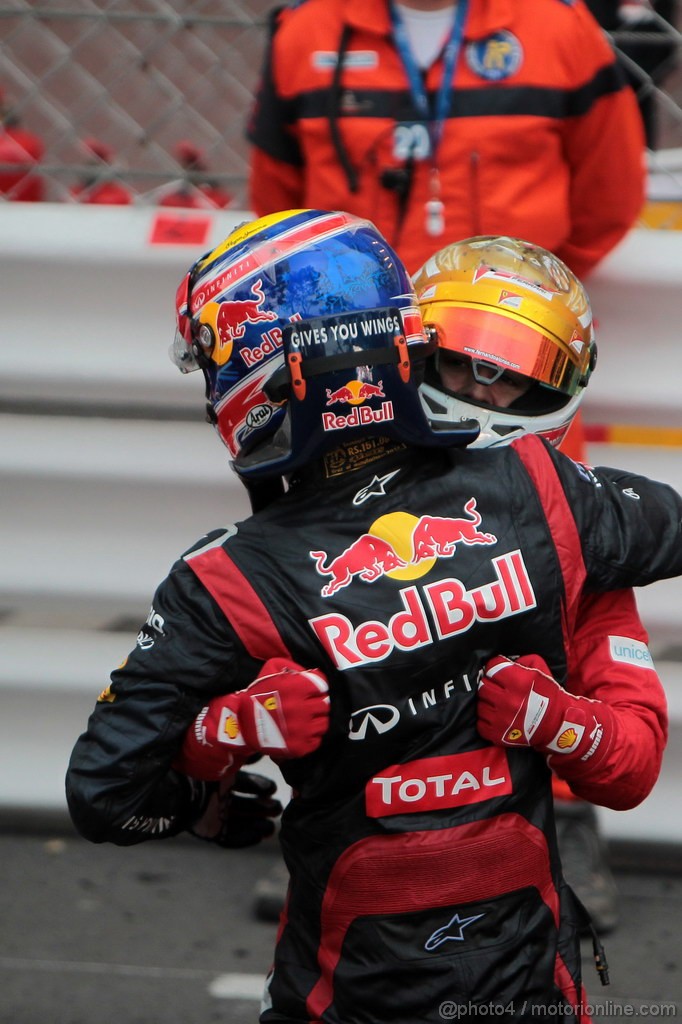 GP MONACO, 27.05.2012- Gara, Mark Webber (AUS) Red Bull Racing RB8 vincitore e Fernando Alonso (ESP) Ferrari F2012 terzo 