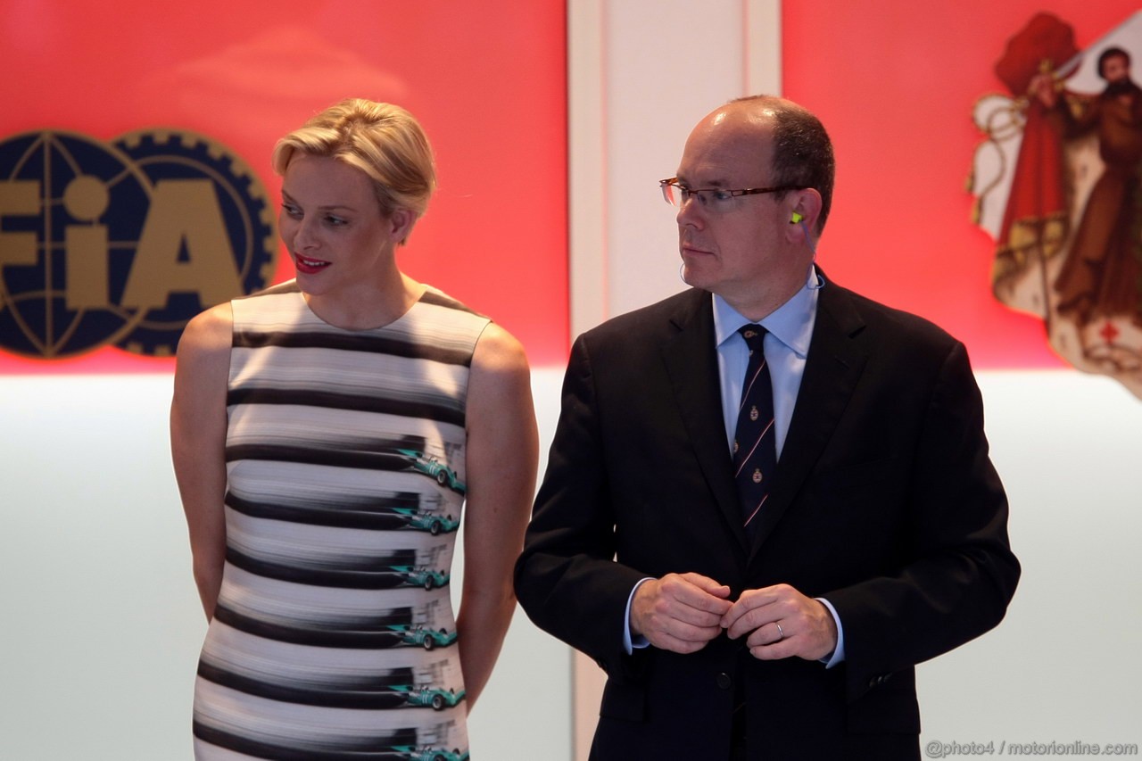 GP MONACO, 27.05.2012- Gara, Princess Charlene e S.A.S. Prince Albert II 
