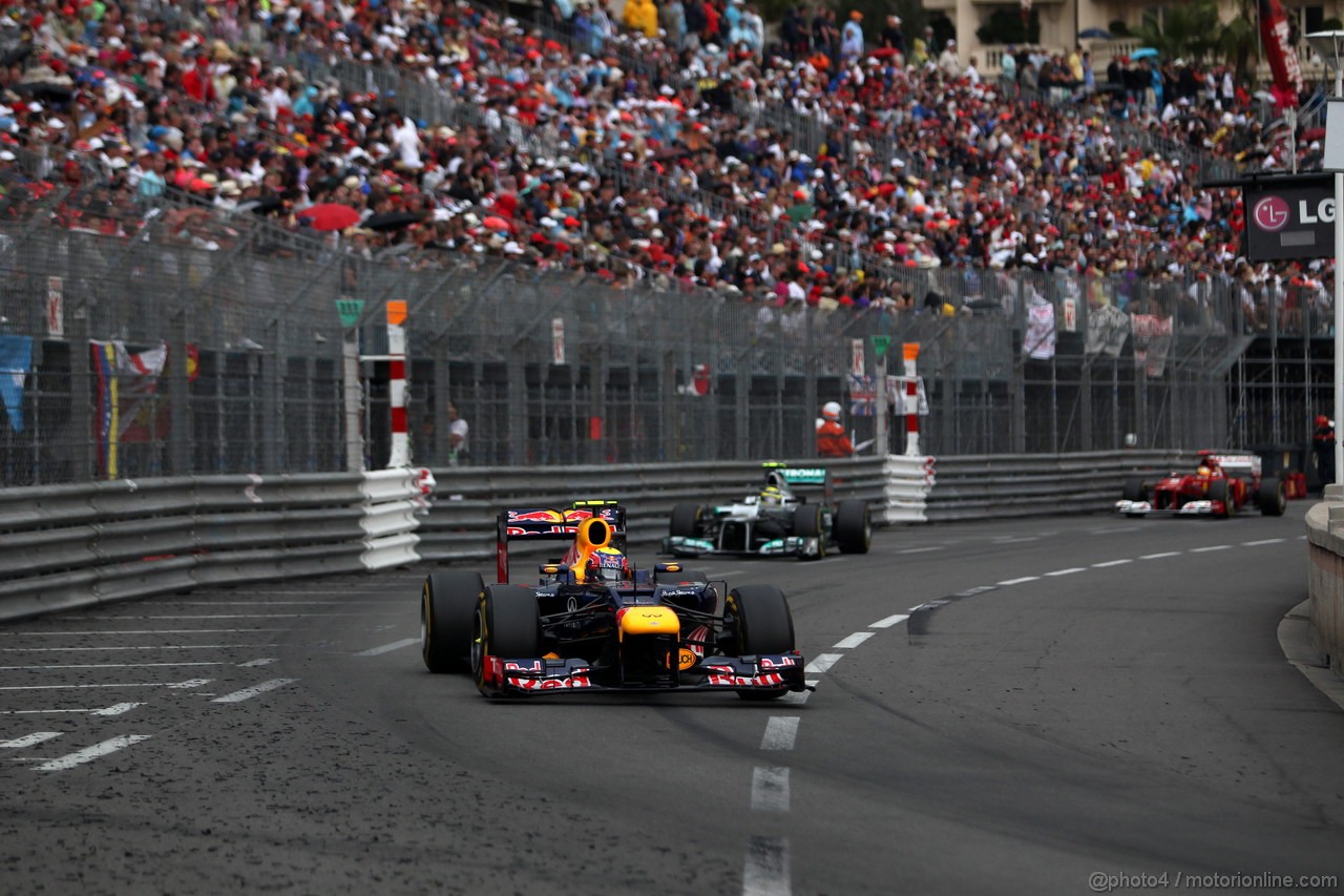 GP MONACO, 27.05.2012- Gara, Mark Webber (AUS) Red Bull Racing RB8 davanti a Nico Rosberg (GER) Mercedes AMG F1 W03