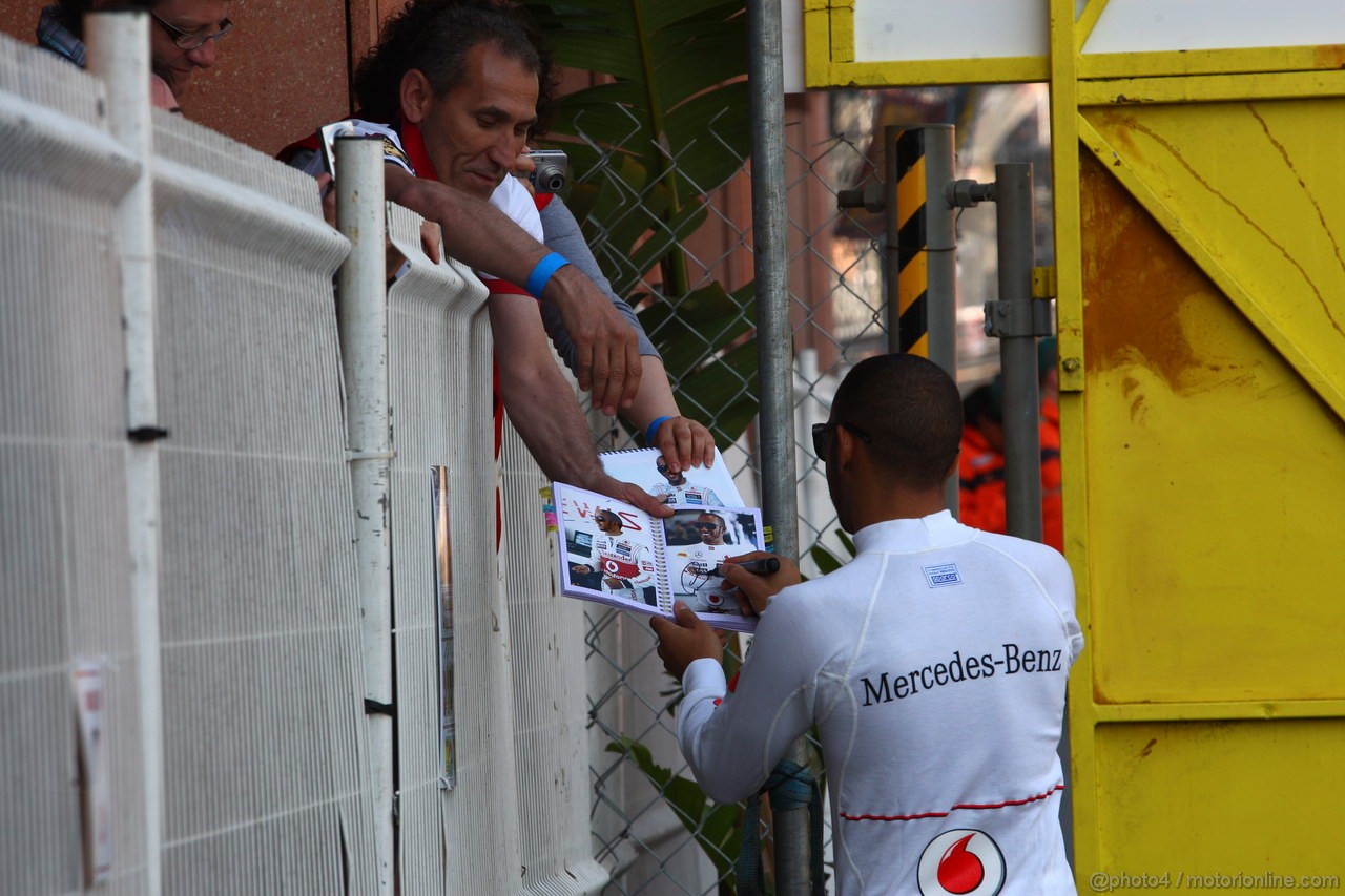 GP MONACO, 24.05.2012- Prove Libere 1, Lewis Hamilton (GBR) McLaren Mercedes MP4-27 