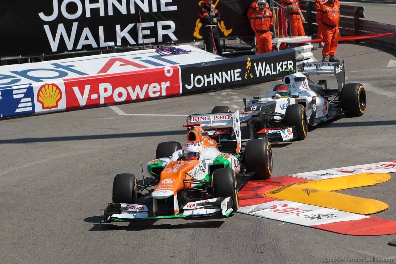 GP MONACO, 24.05.2012- Prove Libere 1, Paul di Resta (GBR) Sahara Force India F1 Team VJM05 e Sergio Prez (MEX) Sauber F1 Team C31 