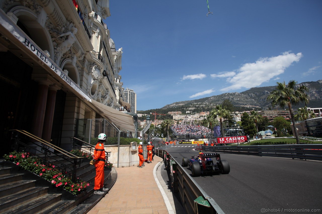 GP MONACO, 24.05.2012- Prove Libere 1, Mark Webber (AUS) Red Bull Racing RB8 