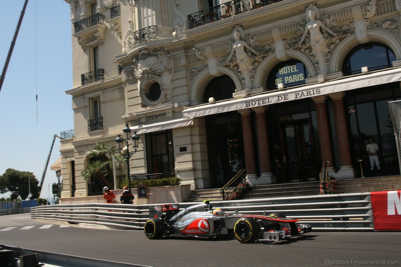 GP MONACO, 24.05.2012- Prove Libere 1, Lewis Hamilton (GBR) McLaren Mercedes MP4-27 