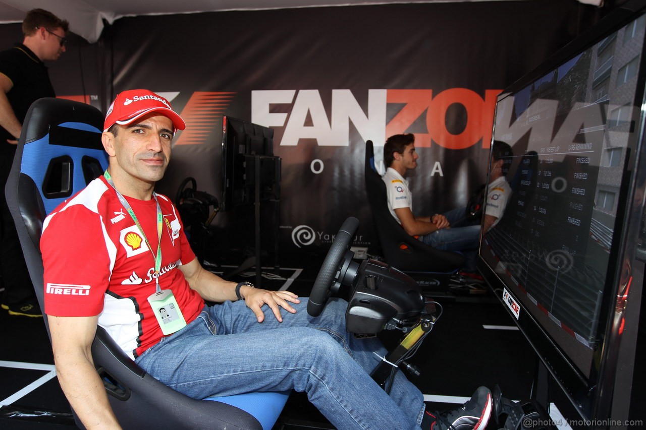 GP MONACO, 24.05.2012- Fan Zone, Marc Gene (ESP), Test Driver Ferrari 