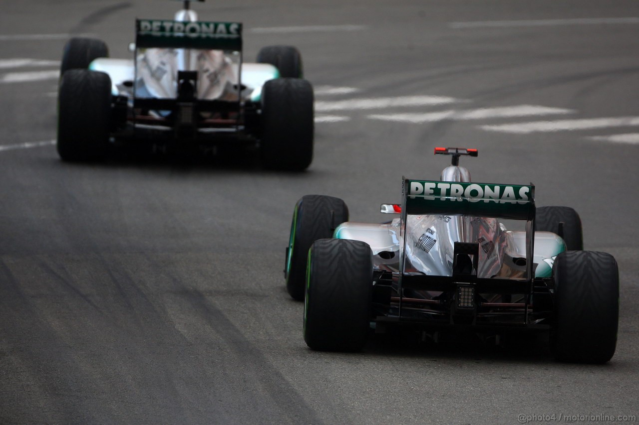 GP MONACO, 24.05.2012- Prove Libere 2, Michael Schumacher (GER) Mercedes AMG F1 W03 e Nico Rosberg (GER) Mercedes AMG F1 W03 