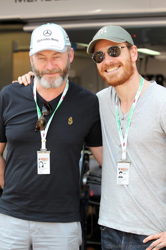 GP MONACO, 26.05.2012-  (L to R): Liam Cunningham (IRE) Actor e Michael Fassbender (IRE) Actor 