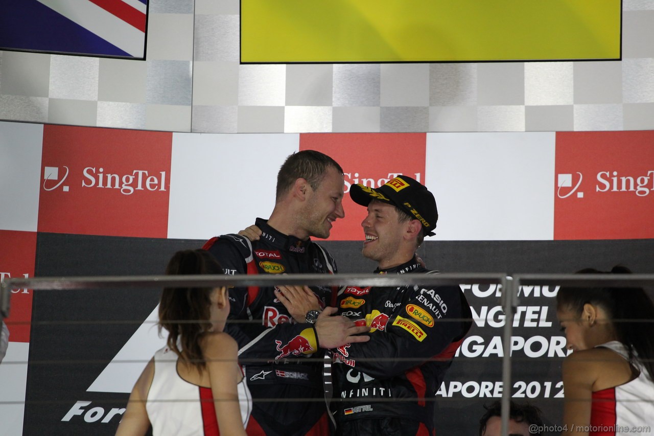 GP SINGAPORE, 23.09.2012 - Podium: winner Sebastian Vettel (GER) Red Bull Racing RB8