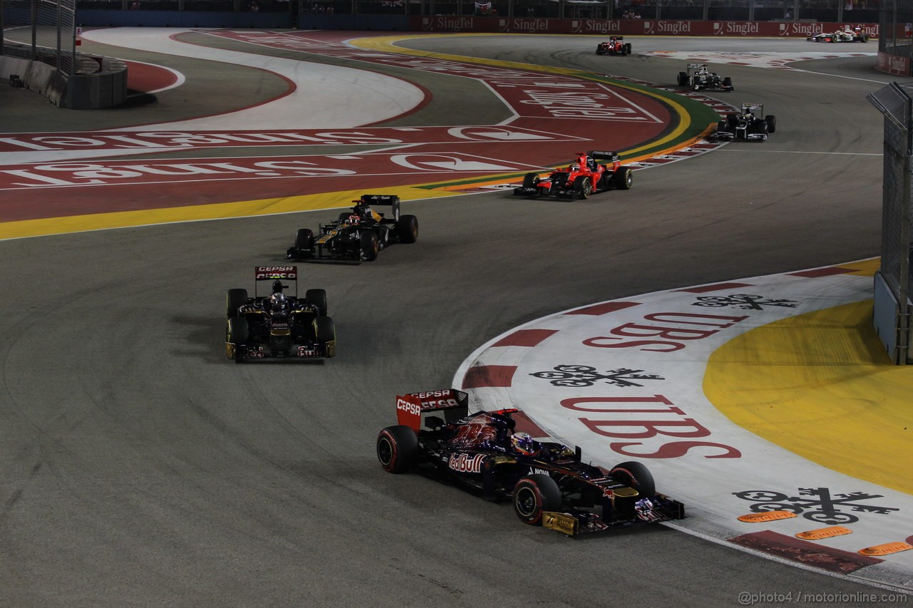 GP SINGAPORE, 23.09.2012 - Gara, Daniel Ricciardo (AUS) Scuderia Toro Rosso STR7