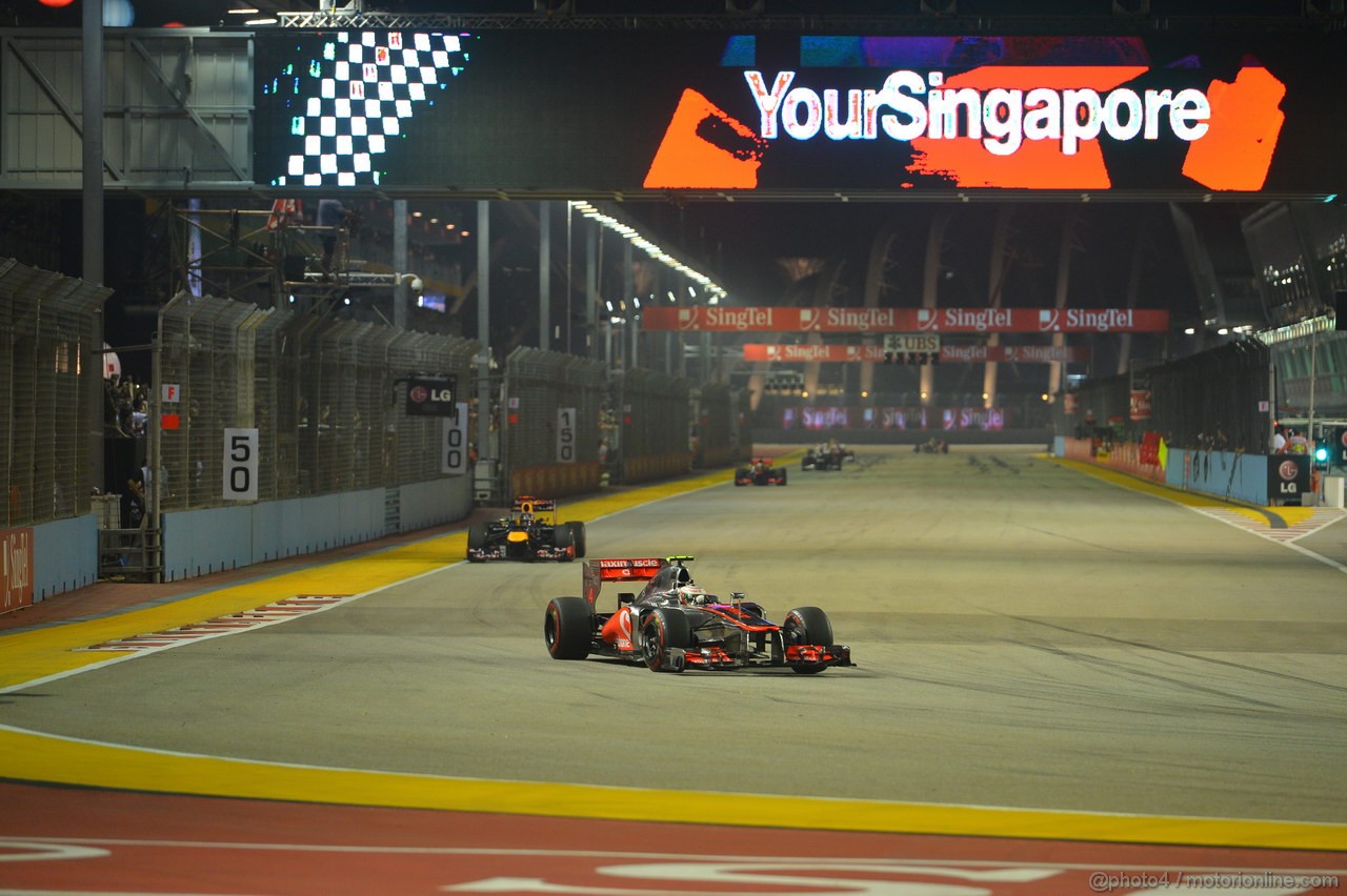 GP SINGAPORE, 23.09.2012 - Gara, Lewis Hamilton (GBR) McLaren Mercedes MP4-27