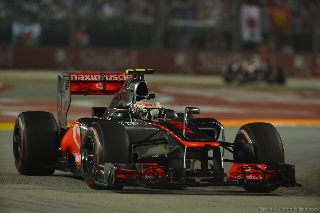 GP SINGAPORE, 23.09.2012 - Gara, Lewis Hamilton (GBR) McLaren Mercedes MP4-27