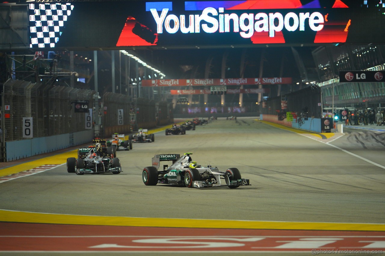 GP SINGAPORE, 23.09.2012 - Gara, Nico Rosberg (GER) Mercedes AMG F1 W03