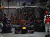 GP SINGAPORE, 23.09.2012 - Gara, Sebastian Vettel (GER) Red Bull Racing RB8 - pit stop