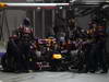GP SINGAPORE, 23.09.2012 - Gara, Mark Webber (AUS) Red Bull Racing RB8 pit stop