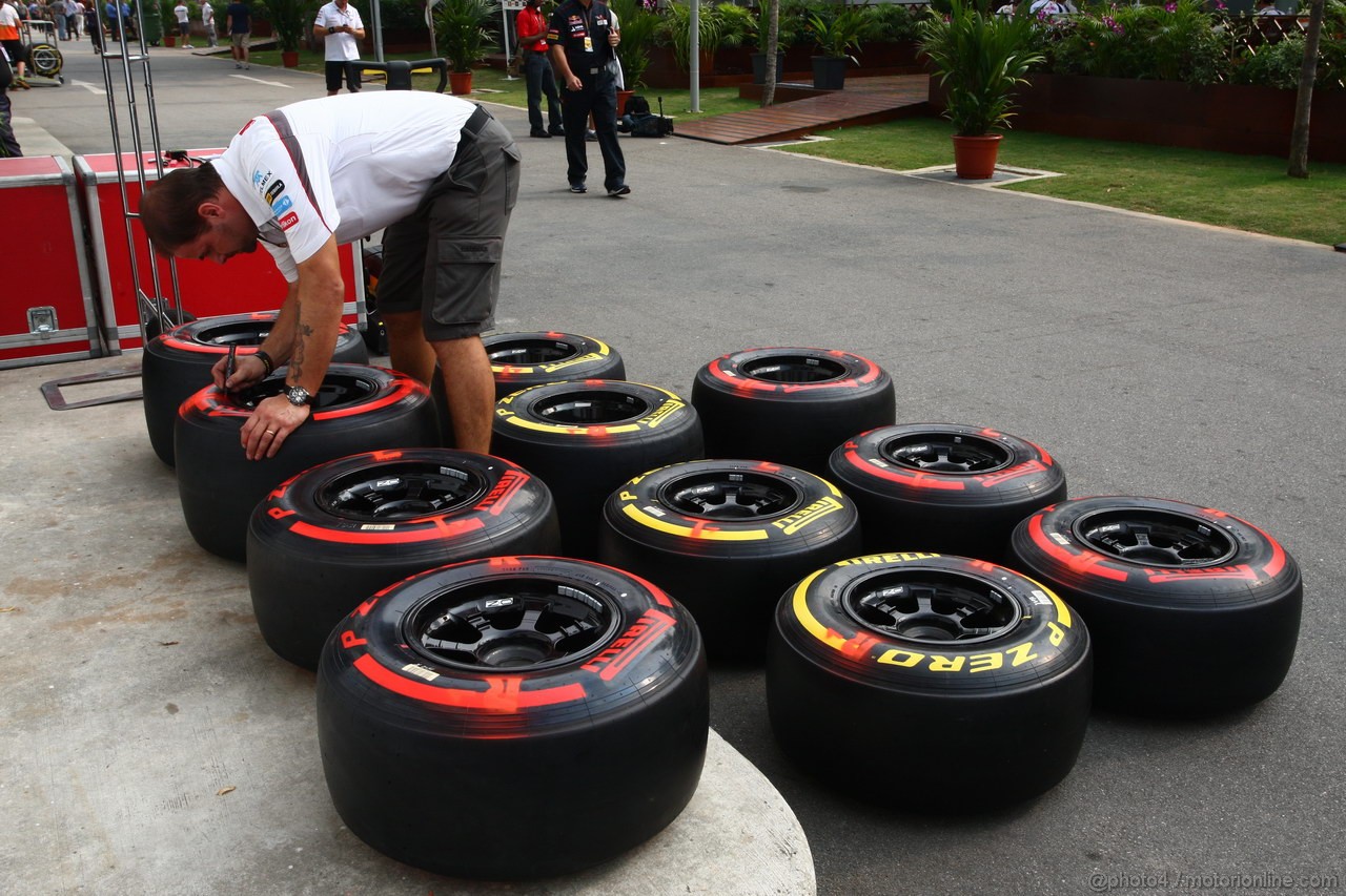 GP SINGAPORE, 20.09.2012 - Pirelli Tyres
