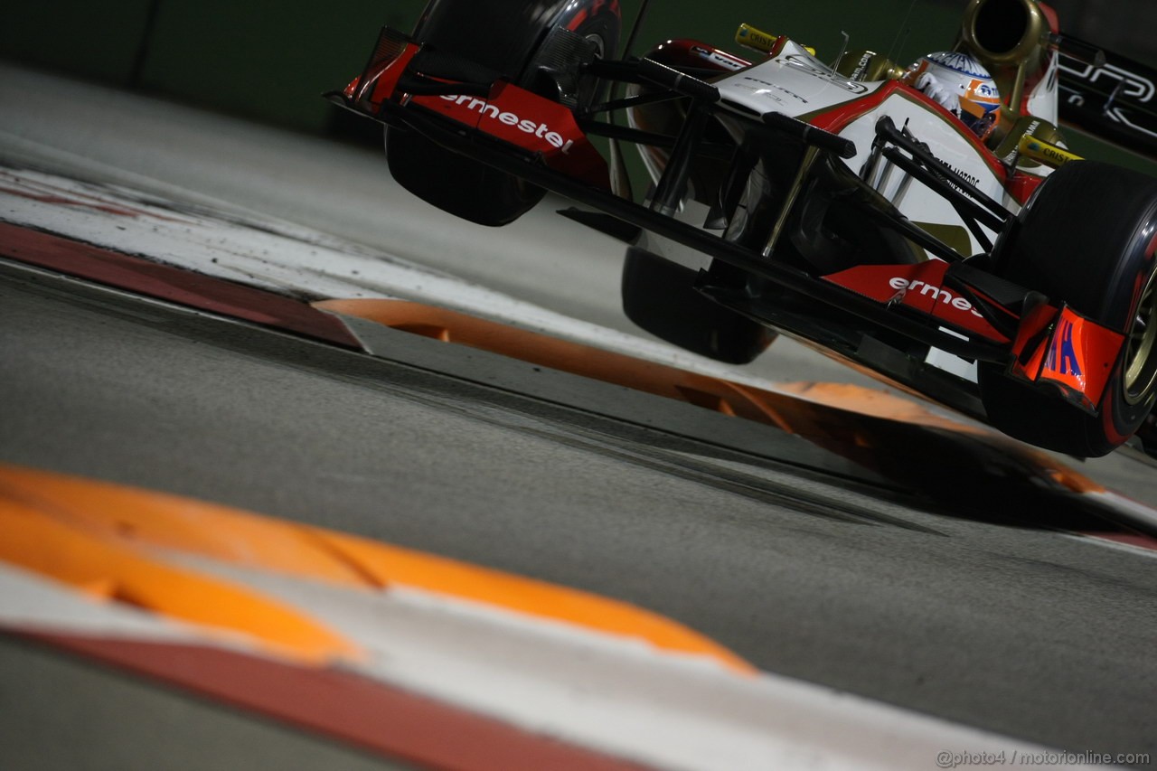 GP SINGAPORE, 21.09.2012 - Free practice 2, Narain Karthikeyan (IND) HRT Formula 1 Team F112