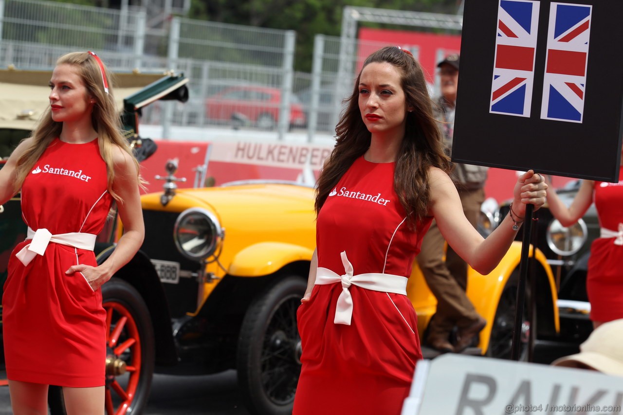 GP SPAGNA, 13.05.2012- grid girl, pitbabess