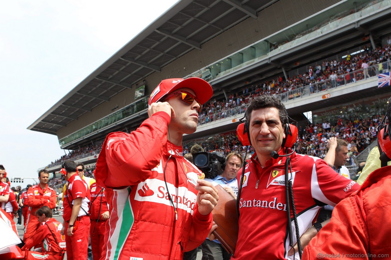 GP SPAGNA, 13.05.2012- Gara, Fernando Alonso (ESP) Ferrari F2012 e Andrea Stella (ITA) Ferrari Gara Engineer 