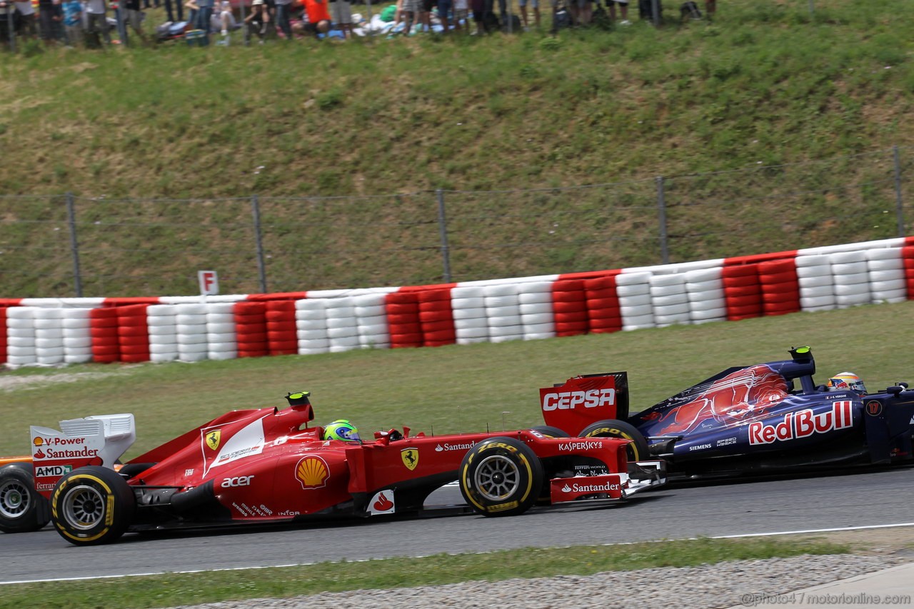 GP SPAGNA, 13.05.2012- Gara, Felipe Massa (BRA) Ferrari F2012 e Jean-Eric Vergne (FRA) Scuderia Toro Rosso STR7 