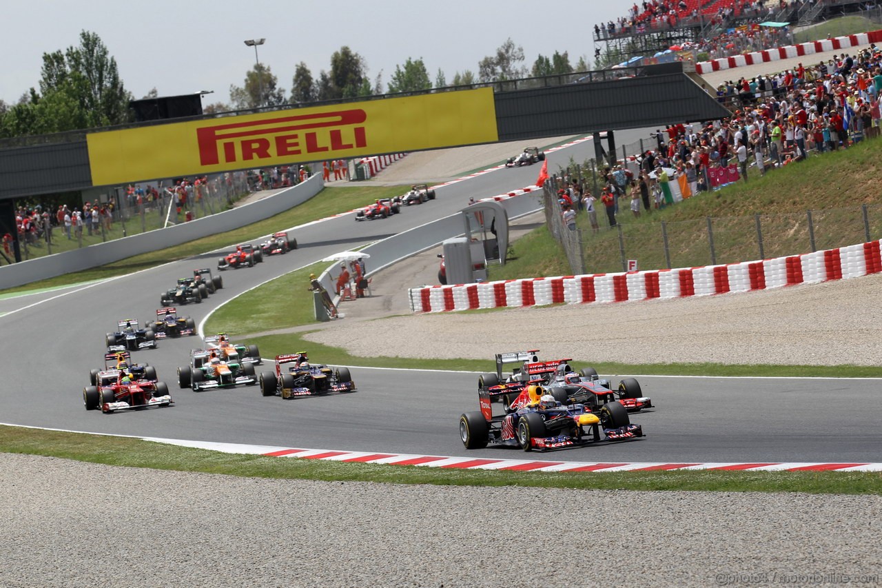GP SPAGNA, 13.05.2012- Gara,Sebastian Vettel (GER) Red Bull Racing RB8 e Jenson Button (GBR) McLaren Mercedes MP4-27 