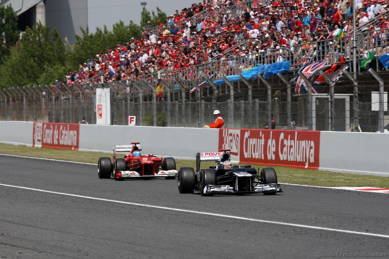 GP SPAGNA, 13.05.2012- Gara, Pastor Maldonado (VEN) Williams F1 Team FW34 davanti a Fernando Alonso (ESP) Ferrari F2012 