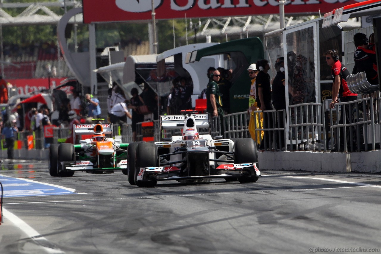 GP SPAGNA, 12.05.2012- Prove Libere 3, Kamui Kobayashi (JAP) Sauber F1 Team C31 e Nico Hulkenberg (GER) Sahara Force India F1 Team VJM05 