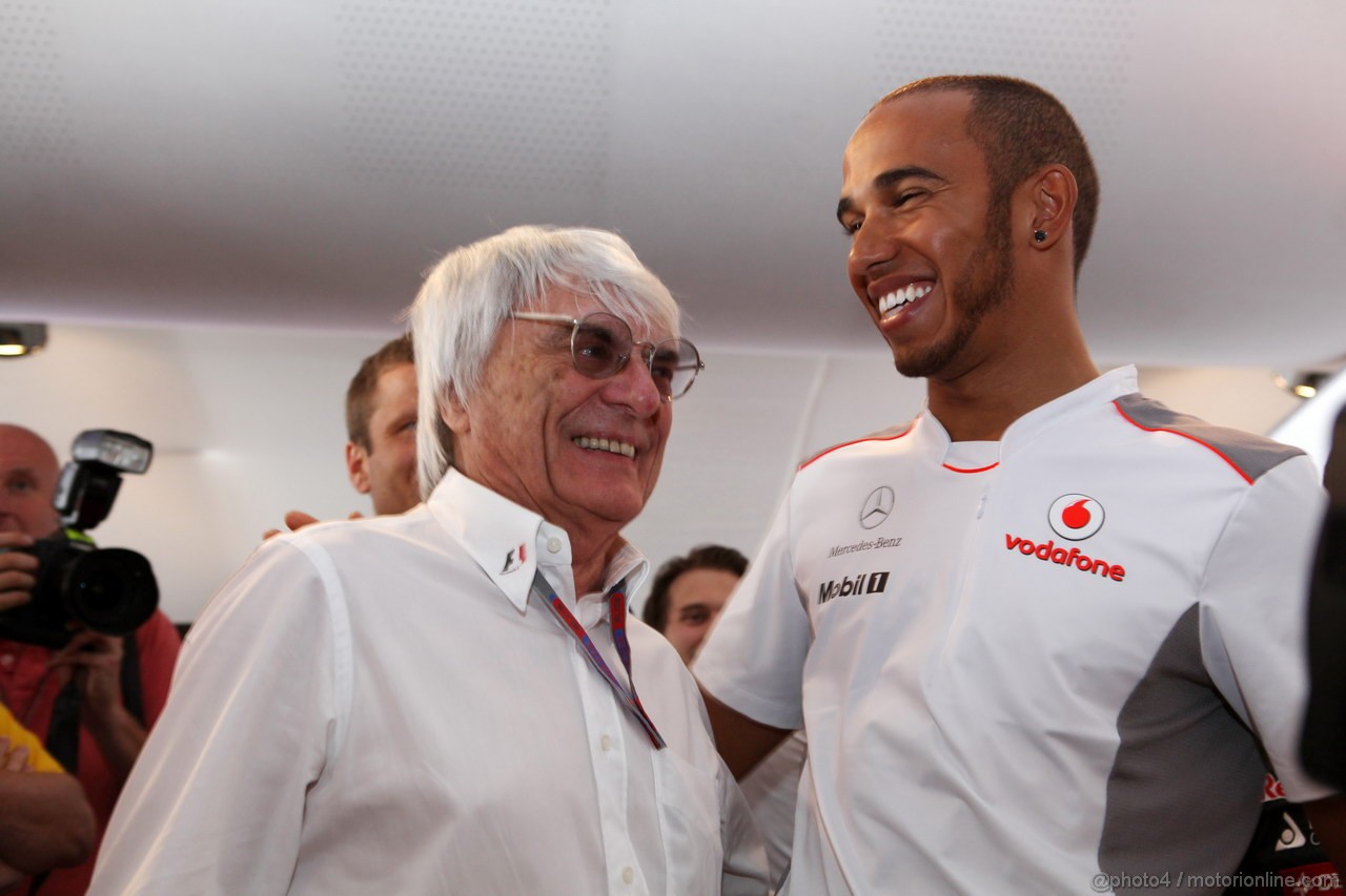 GP SPAGNA, 12.05.2012- Bernie Ecclestone (GBR), President e CEO of Formula One Management  e Lewis Hamilton (GBR) McLaren Mercedes MP4-27 