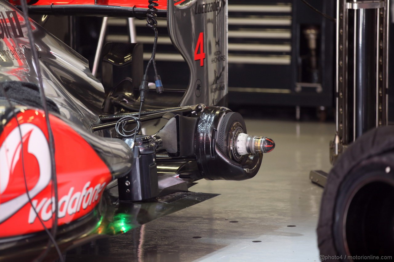 GP SPAGNA, 11.05.2012- Prove Libere 1, Lewis Hamilton (GBR) McLaren Mercedes MP4-27 