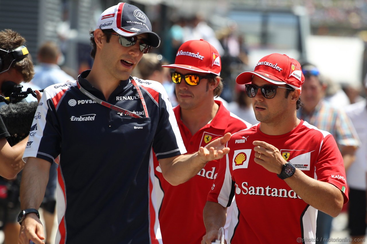 GP UNGHERIA, 29.07.2012- Bruno Senna (BRA) Williams F1 Team FW34, Fernando Alonso (ESP) Ferrari F2012 e Felipe Massa (BRA) Ferrari F2012 