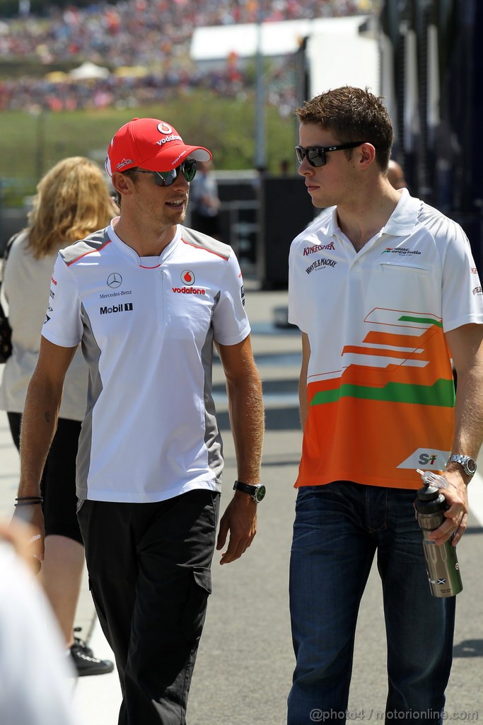 GP UNGHERIA, 29.07.2012- Jenson Button (GBR) McLaren Mercedes MP4-27 e Paul di Resta (GBR) Sahara Force India F1 Team VJM05 