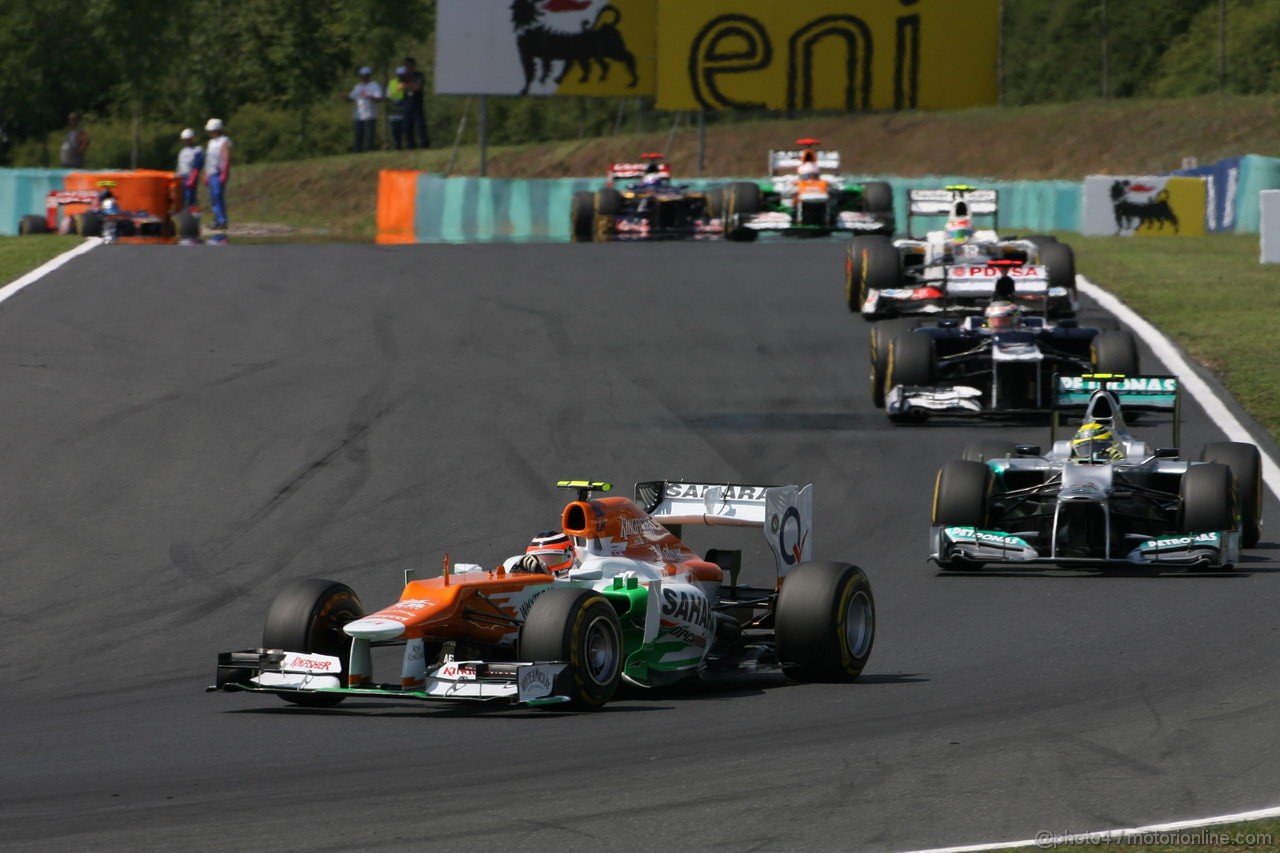 GP UNGHERIA, 29.07.2012- Gara, Nico Hulkenberg (GER) Sahara Force India F1 Team VJM05 davanti a Nico Rosberg (GER) Mercedes AMG F1 W03 