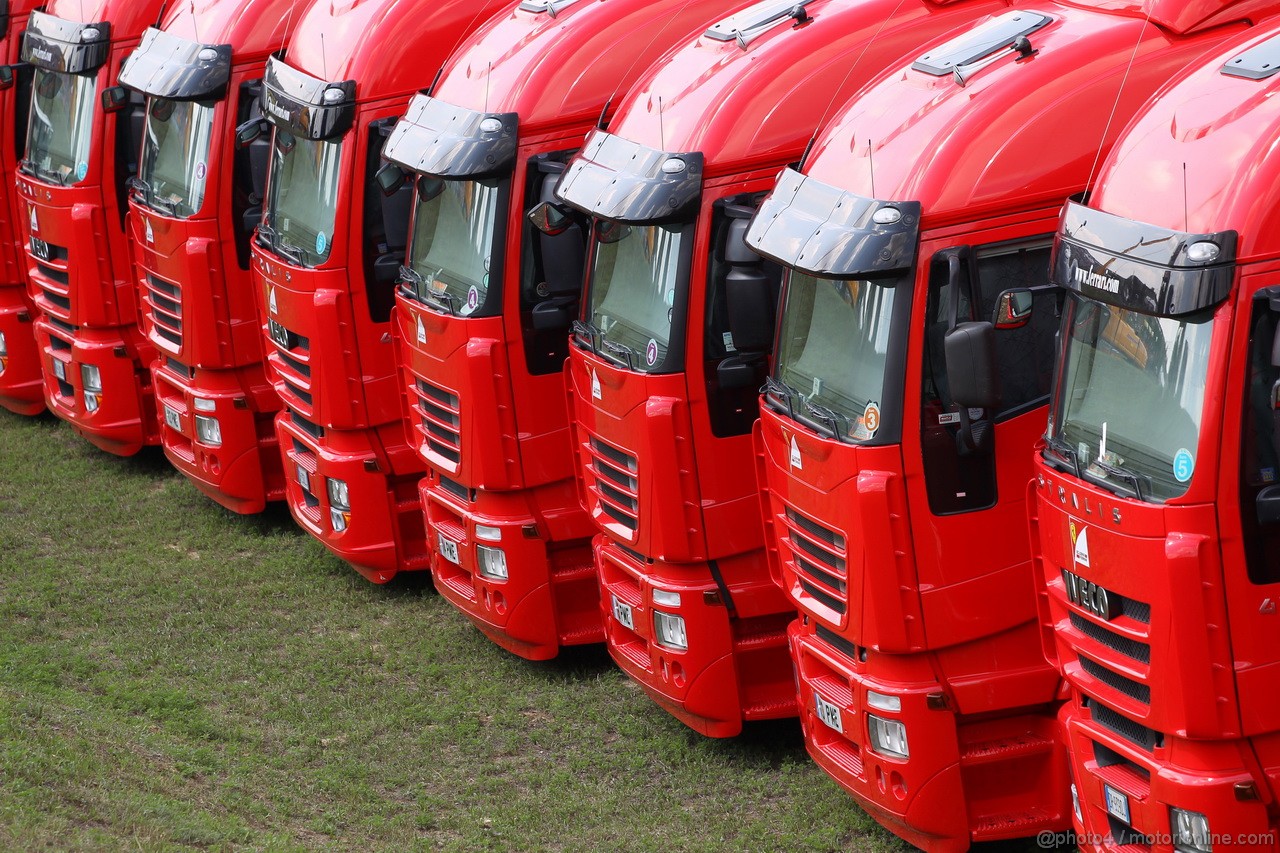 GP UNGHERIA, 28.07.2012- Prove Libere 3, Ferrari trucks