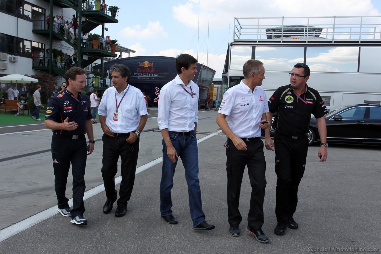 GP UNGHERIA, 27.07.2012- Prove Libere 2, Christian Horner (GBR), Red Bull Racing, Sporting Director, Pasquale Lattuneddu (ITA), FOM, Martin Whitmarsh (GBR), Chief Executive Officer Mclaren e Eric Boullier (FRA), Team Manager, Lotus F1 Team 