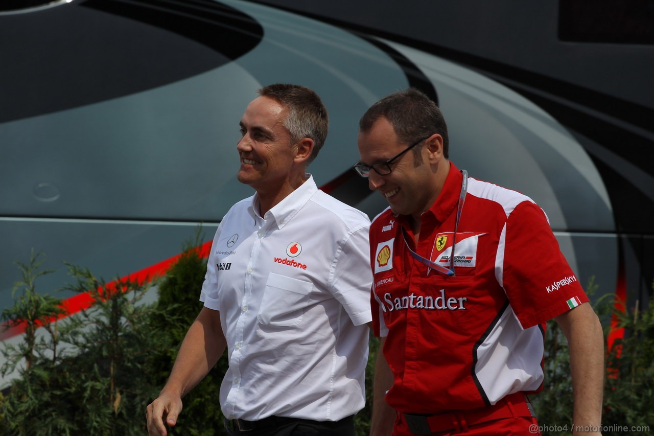 GP UNGHERIA, 27.07.2012- Prove Libere 2, Martin Whitmarsh (GBR), Chief Executive Officer Mclaren e Stefano Domenicali (ITA), Team Principal 