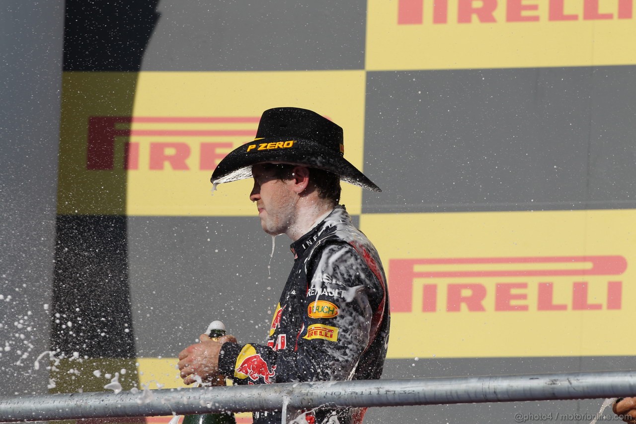 GP USA, 18.11.2012 - Gara, Sebastian Vettel (GER) Red Bull Racing RB8 on the podium