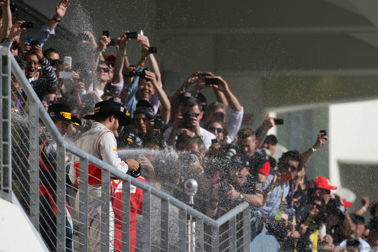 GP USA, 18.11.2012 - Podium: winner Lewis Hamilton (GBR) McLaren Mercedes MP4-27,3rd Fernando Alonso (ESP) Ferrari F2012 