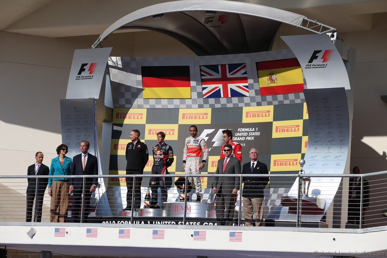 GP USA, 18.11.2012 - Podium: winner Lewis Hamilton (GBR) McLaren Mercedes MP4-27, 2nd Sebastian Vettel (GER) Red Bull Racing RB8, 3rd Fernando Alonso (ESP) Ferrari F2012 e Paddy Lowe (GBR) McLaren Engineering Director