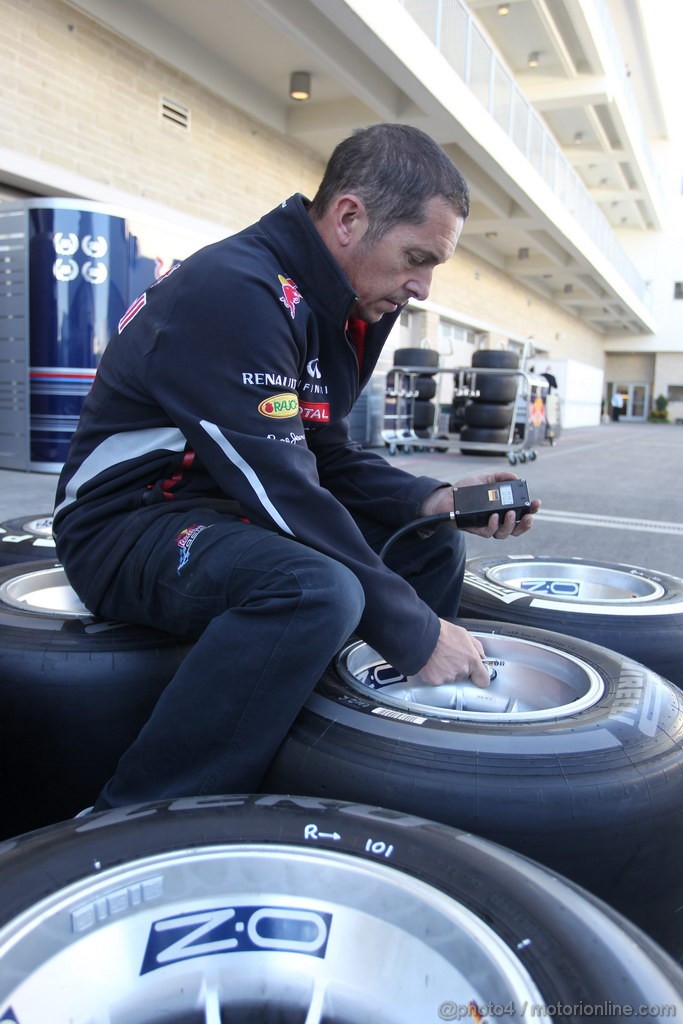 GP USA, 15.11.2012 - Pirelli Tyres