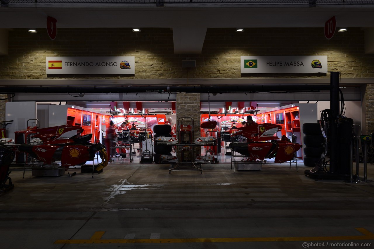 GP USA, 16.11.2012 -  Ferrari Garages