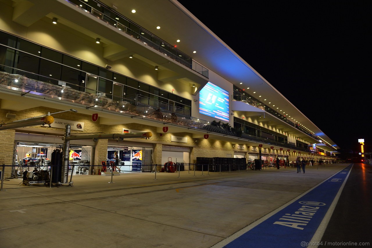 GP USA, 16.11.2012 - Austin Circuit of the Americas (COTA) in the night