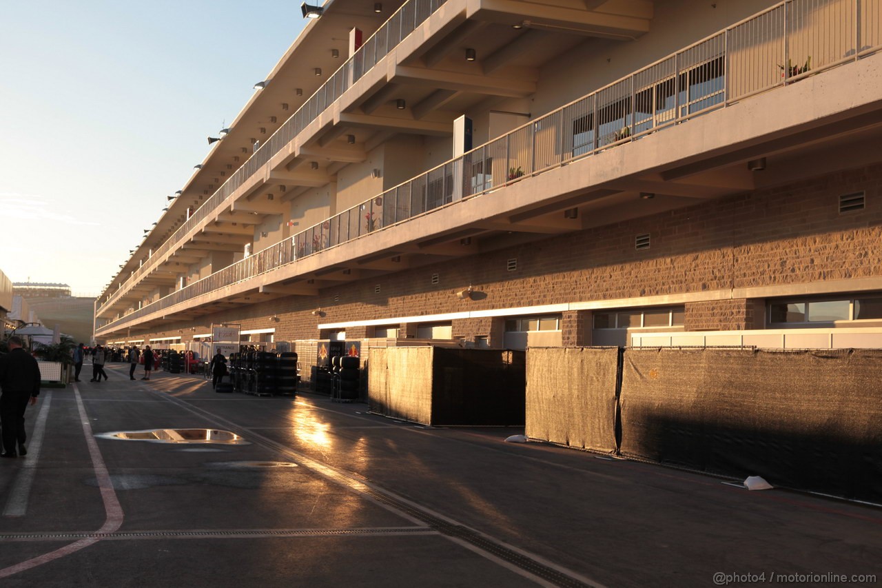 GP USA, 17.11.2012 - Atmosphere from COTA in the early morning