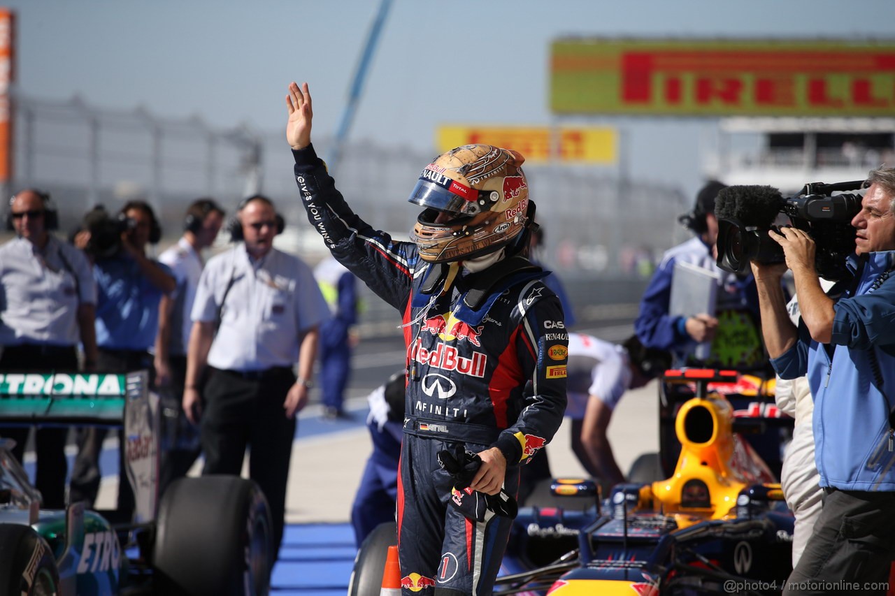 GP USA, 17.11.2012 - Qualifiche, Sebastian Vettel (GER) Red Bull Racing RB8 is celebrating the Pole Position