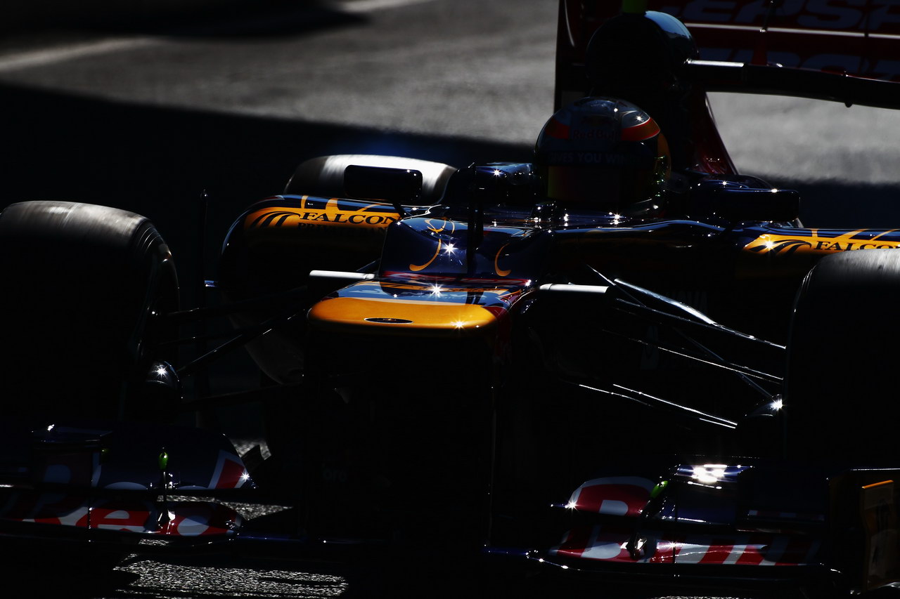 Jerez Test Febbraio 2012, JEREZ DE LA FRONTERA, SPAIN - FEBRUARY 09:  Jean-Eric Vergne of France e Scuderia Toro Rosso drives during day three of Formula One winter testing at the Circuito de Jerez on February 9, 2012 in Jerez de la Frontera, Spain.  (Photo by Clive Mason/Getty Images)
