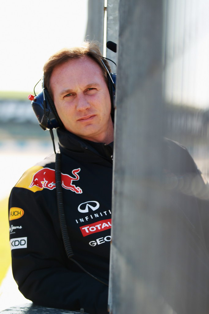 Jerez Test Febbraio 2012, JEREZ DE LA FRONTERA, SPAIN - FEBRUARY 09:  Red Bull Racing Team Principal Christian Horner is seen during day three of Formula One winter testing at the Circuito de Jerez on February 9, 2012 in Jerez de la Frontera, Spain.  (Photo by Mark Thompson/Getty Images)