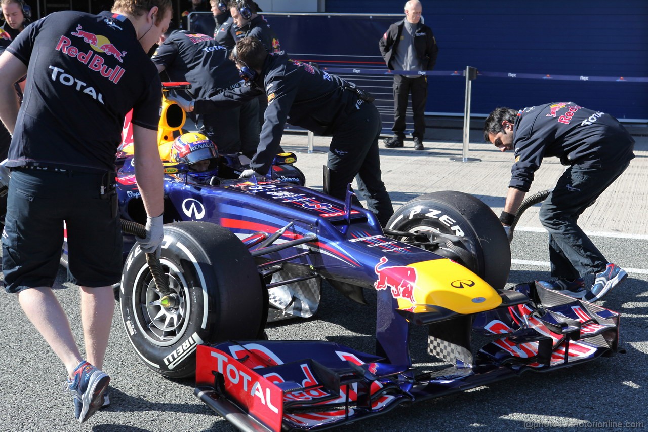 Jerez Test Febbraio 2012, 07.02.2012 Jerez, Spain,
Mark Webber (AUS), Red Bull Racing in the new RB8  - Formula 1 Testing, day 1 - Formula 1 World Championship 